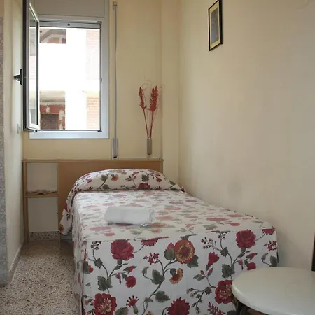 Πανσιόν Torre Mar 3*