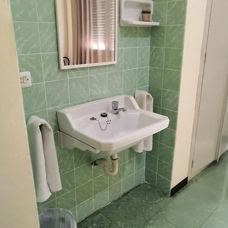 Πανσιόν Torre Mar 3*