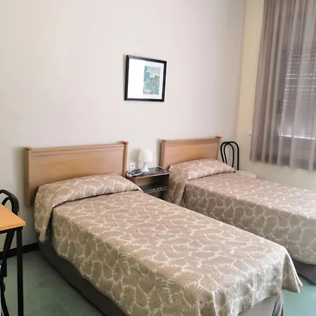 Πανσιόν Torre Mar 3*