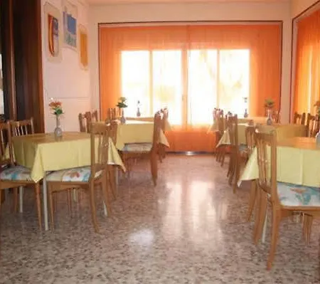 Torre Mar Πανσιόν